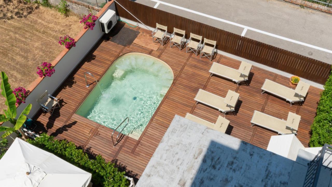 B&B Hotel Villa Nora 벨레지아아지마리나 외부 사진