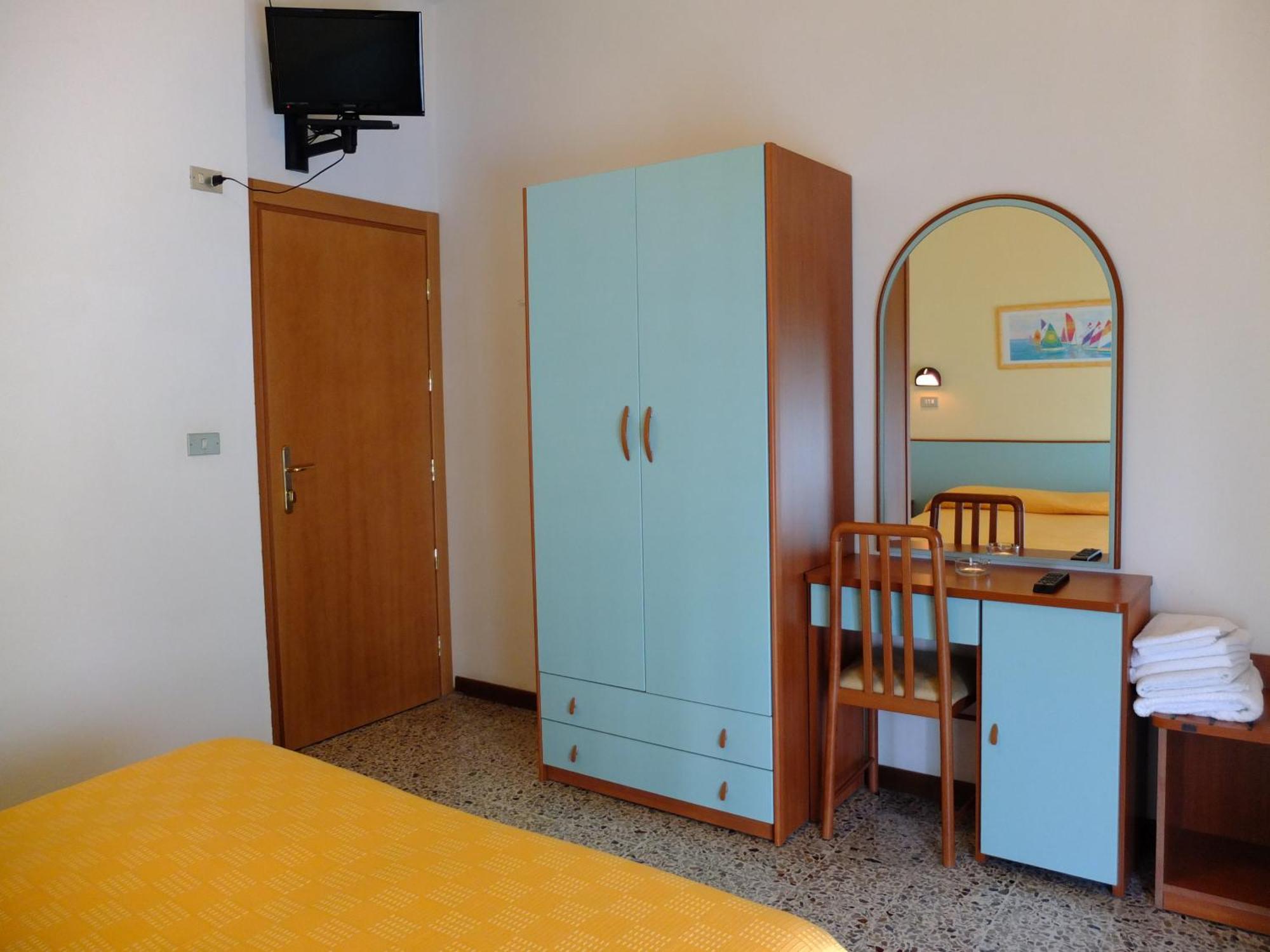 B&B Hotel Villa Nora 벨레지아아지마리나 외부 사진
