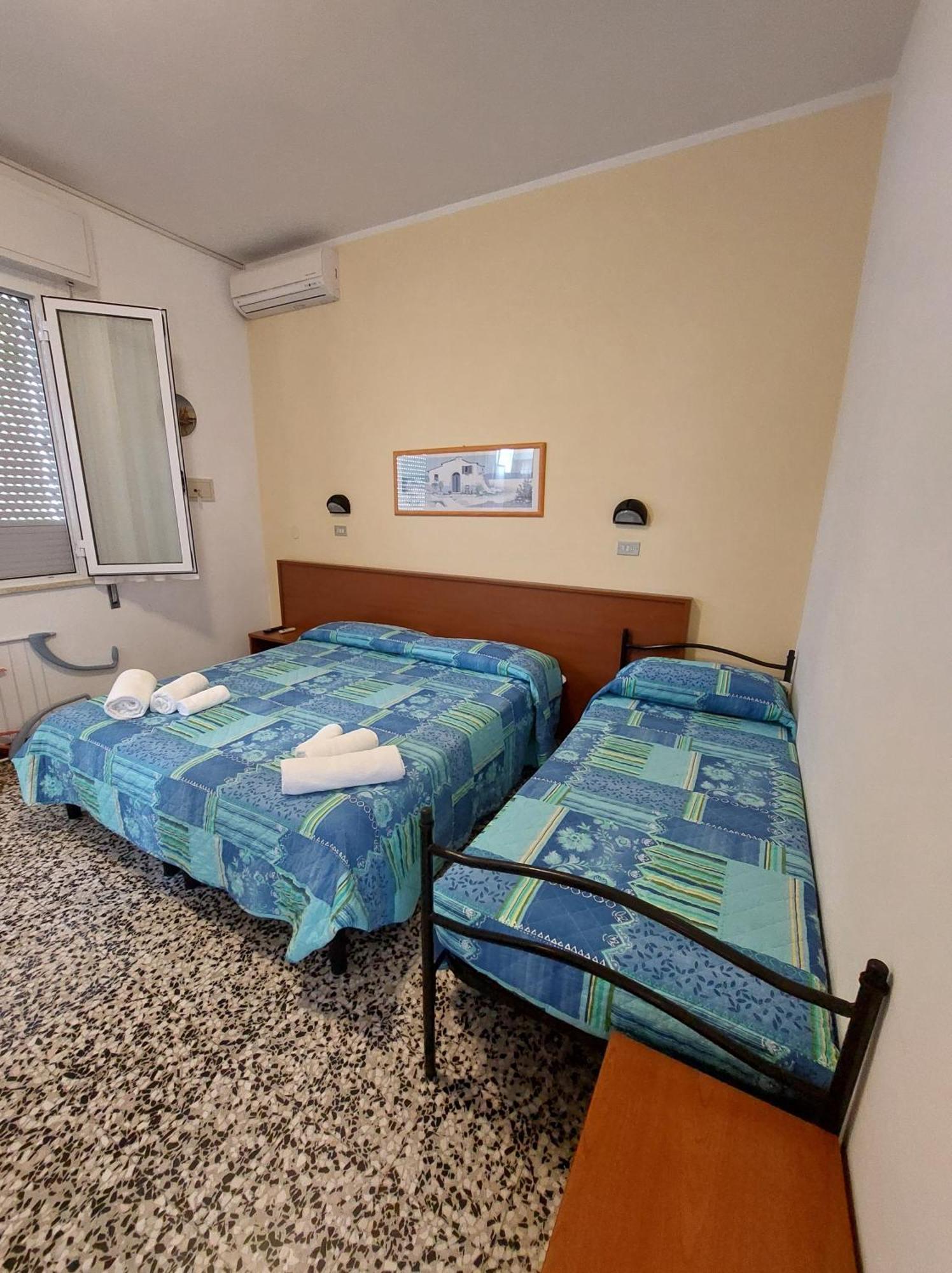B&B Hotel Villa Nora 벨레지아아지마리나 객실 사진