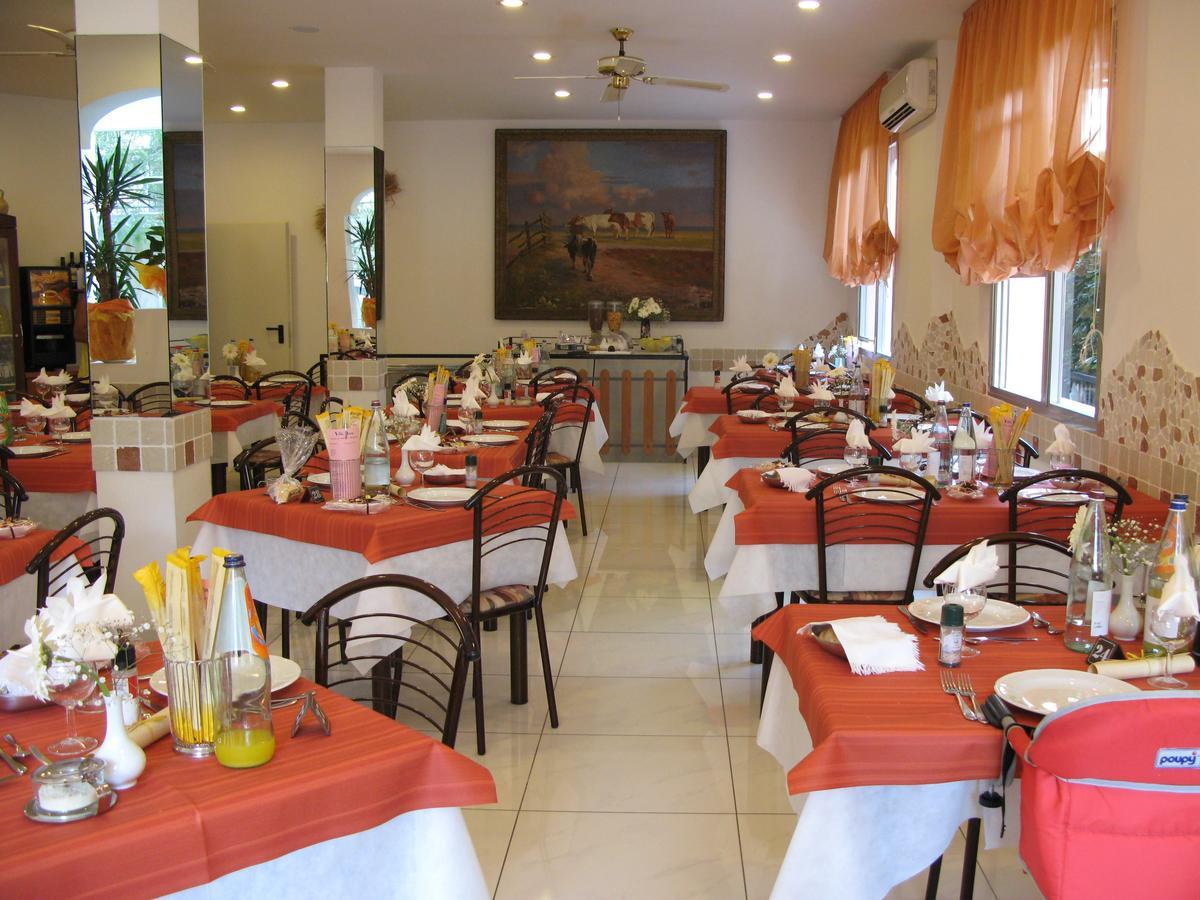 B&B Hotel Villa Nora 벨레지아아지마리나 외부 사진